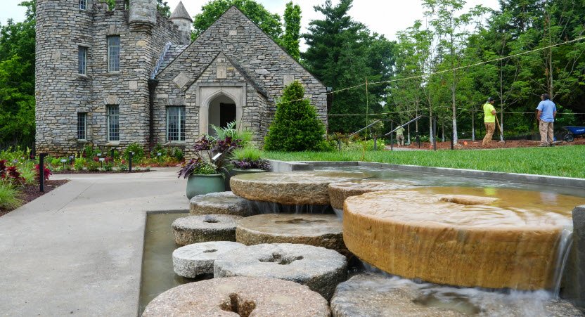 Yew Dell Botanical Gardens, United States